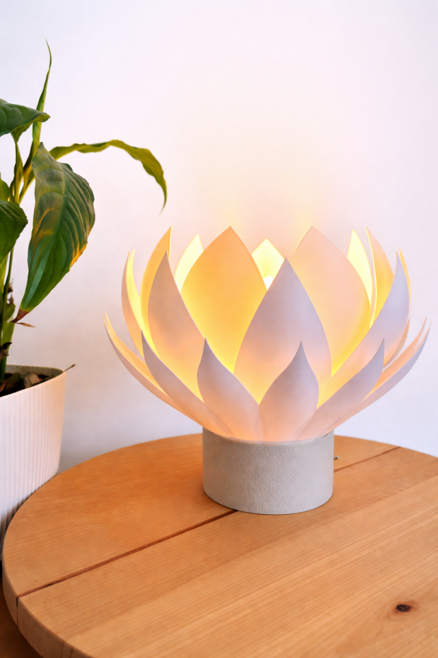 Lotia Dekoratif Masa Lambası Taş Taban