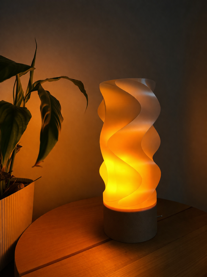 Riva Dekoratif Masa Lambası Meşe Taban