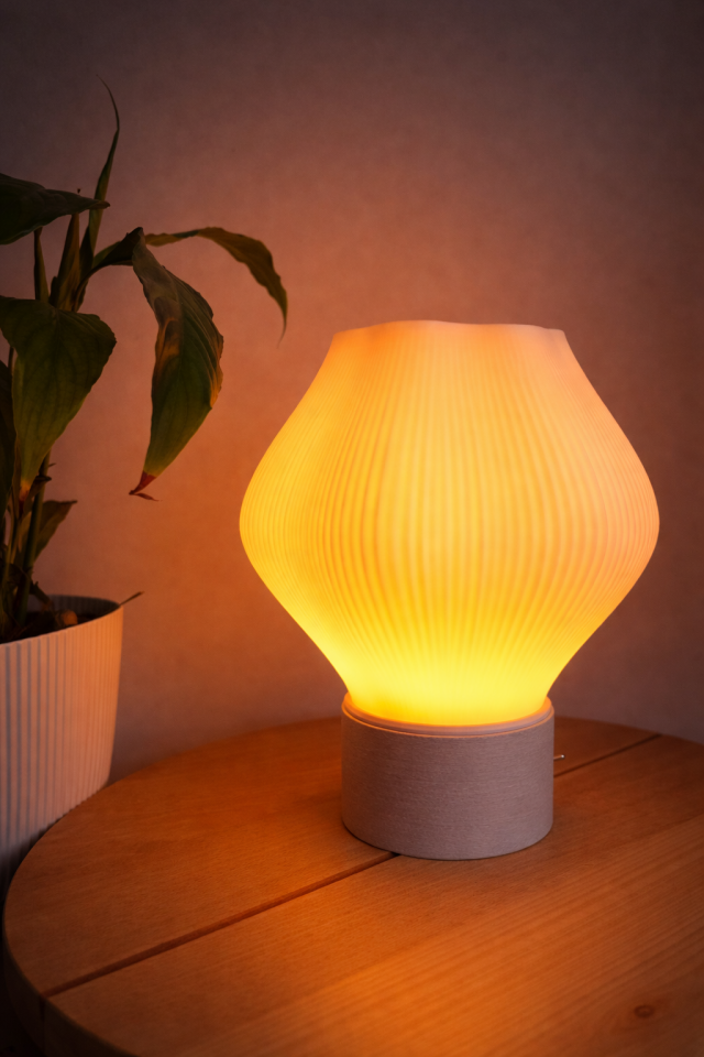 Vela Dekoratif Masa Lambası Meşe Taban